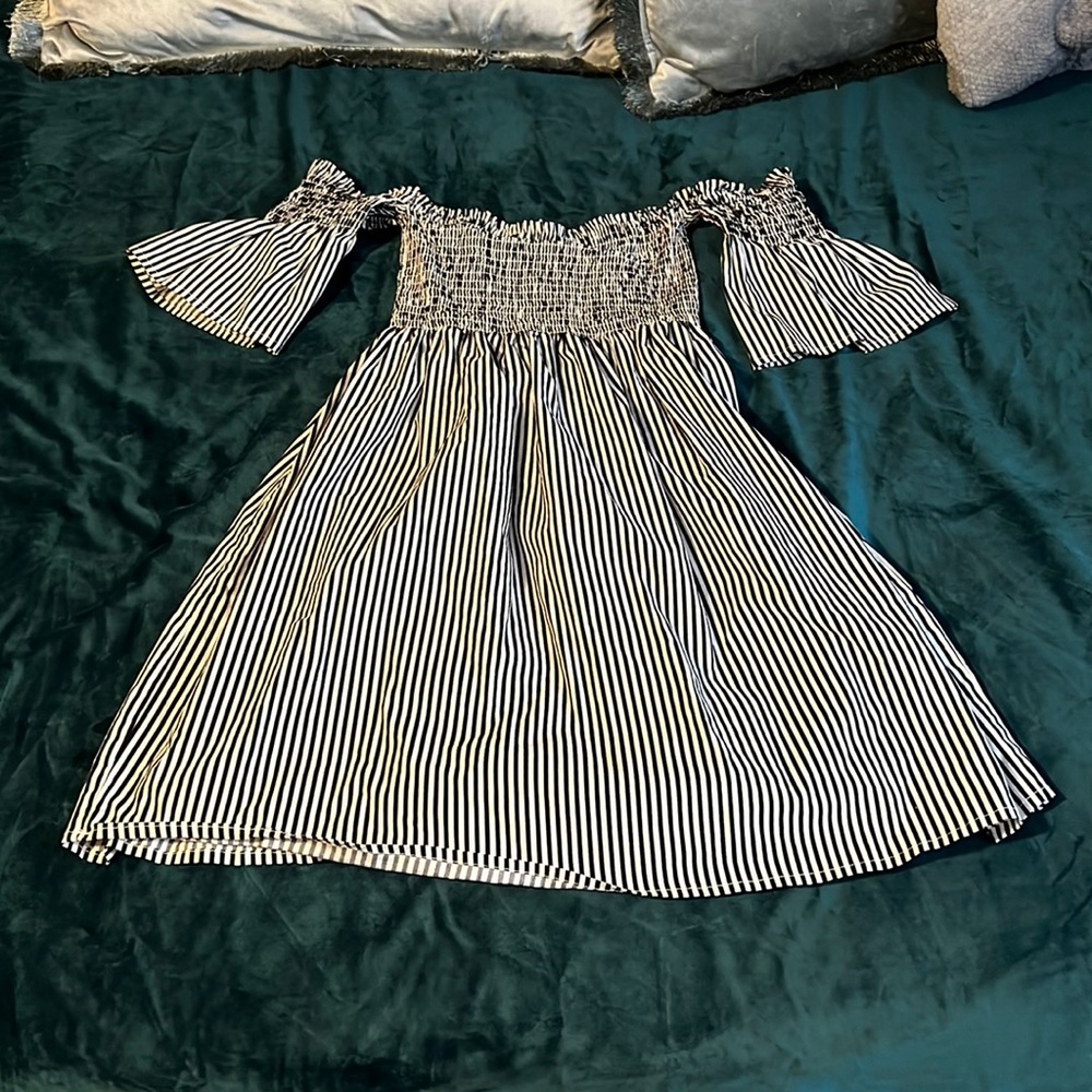 Large off shoulder black and white summer dress